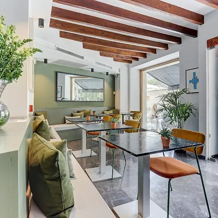 Desbrull Bed and Breakfast 4*