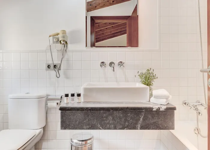 فندق مبيت وإفطار Desbrull